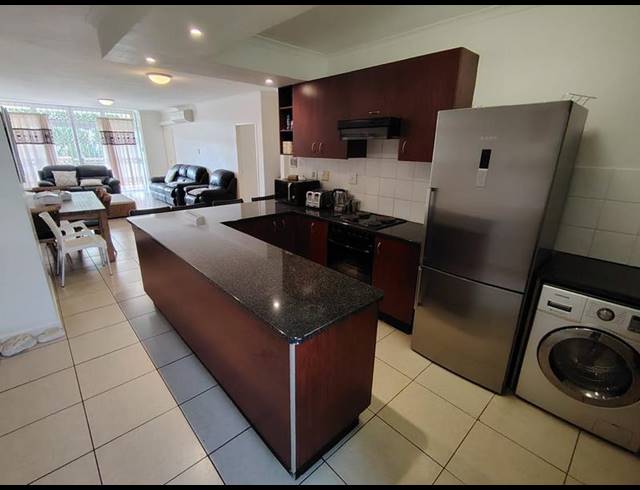 3 BEDROOM APARTMENT FOR SALE IN NEW TOWN CENTRE